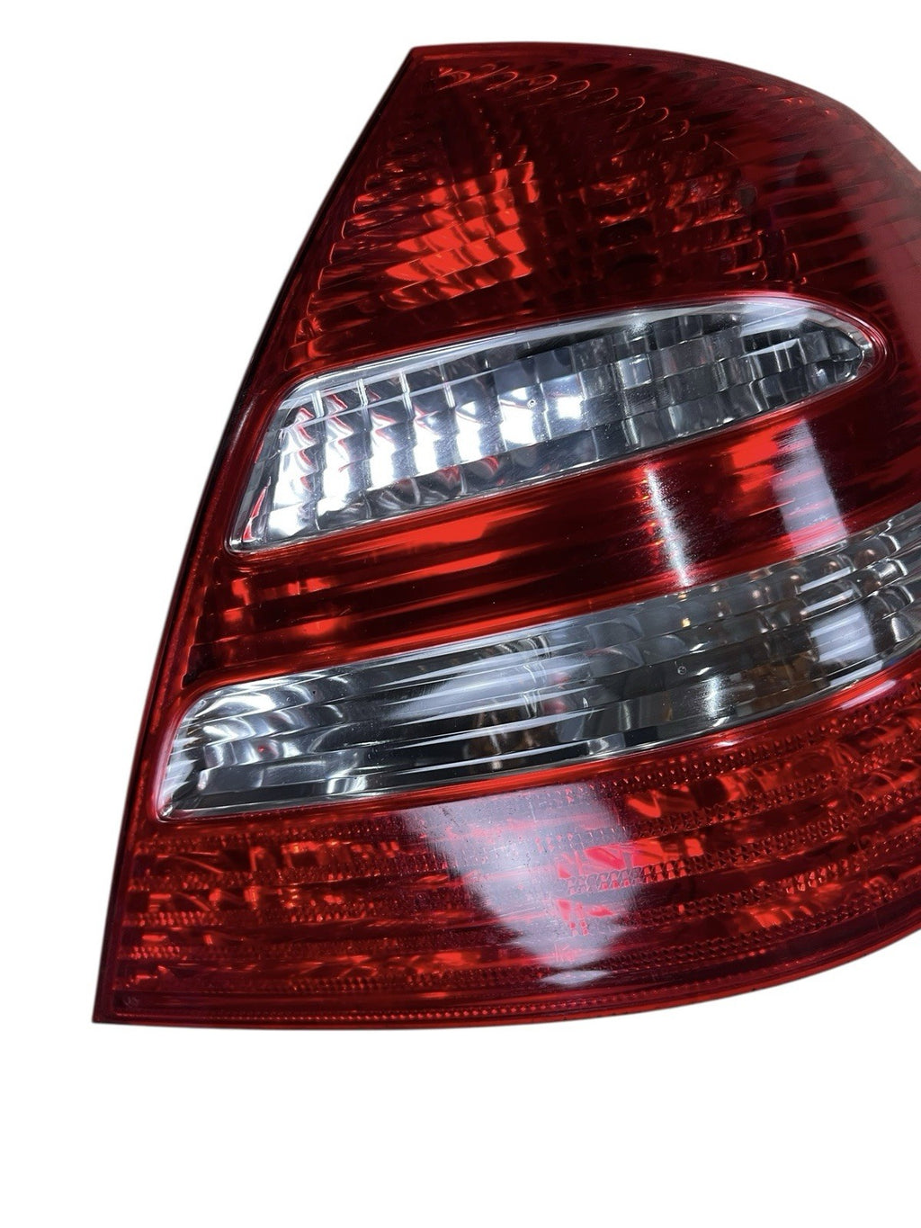 2003-2009 Mercedes-Benz E500 Rear Right Tail Light Assembly A2118200464 OEM