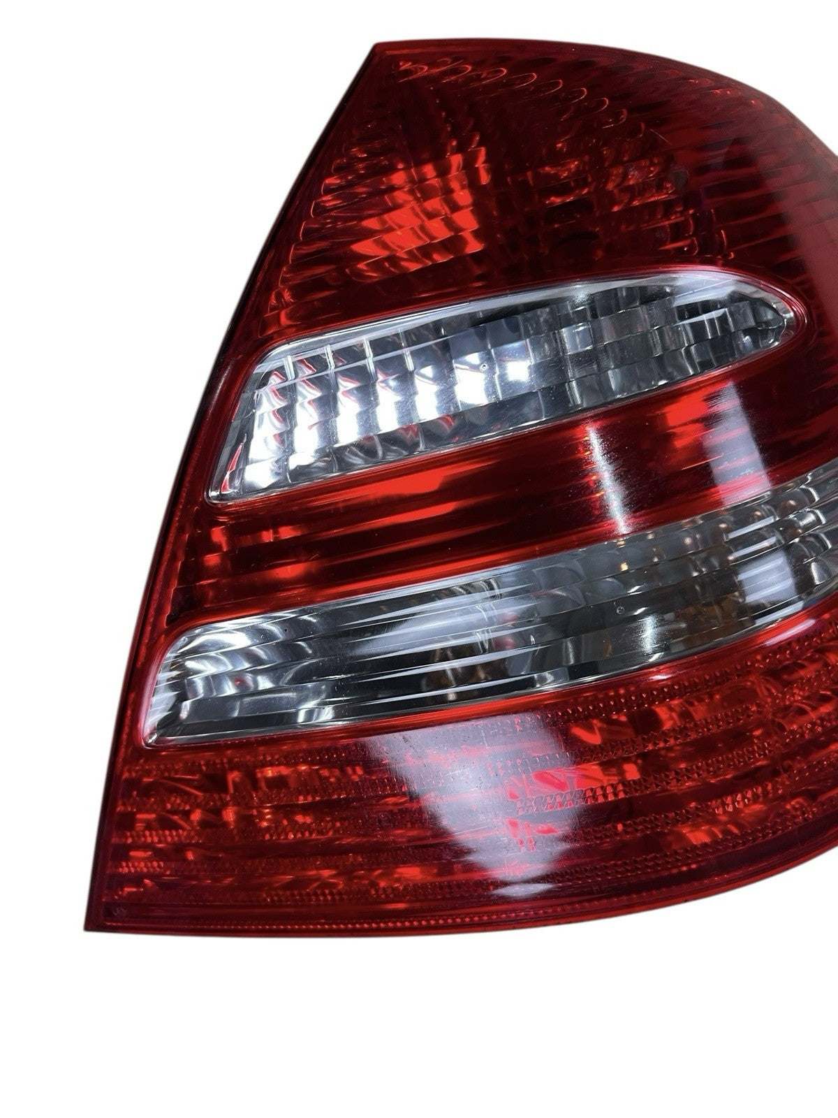 2003-2009 Mercedes-Benz E500 Rear Right Tail Light Assembly A2118200464 OEM