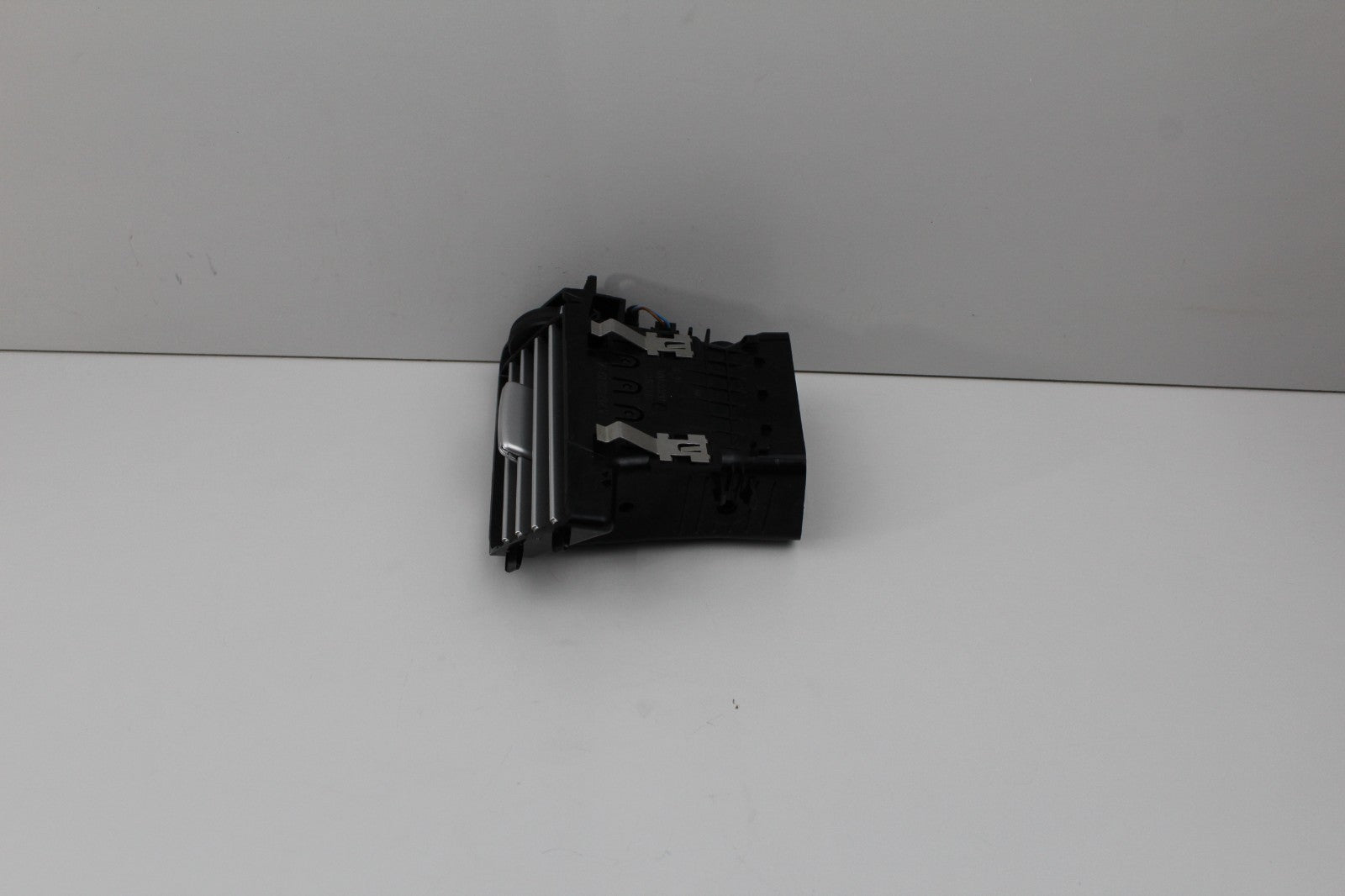 2010-13 MERCEDES E350 RIGHT SIDE DASHBOARD A/C AIR VENT OEM A2128300254