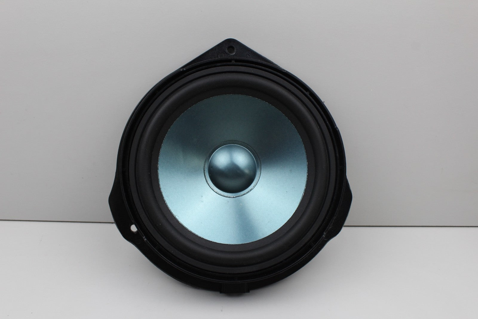 2008-18 MERCEDES E350 FRONT LEFT OR RIGHT DOOR AUDIO SPEAKER OEM A2048202102