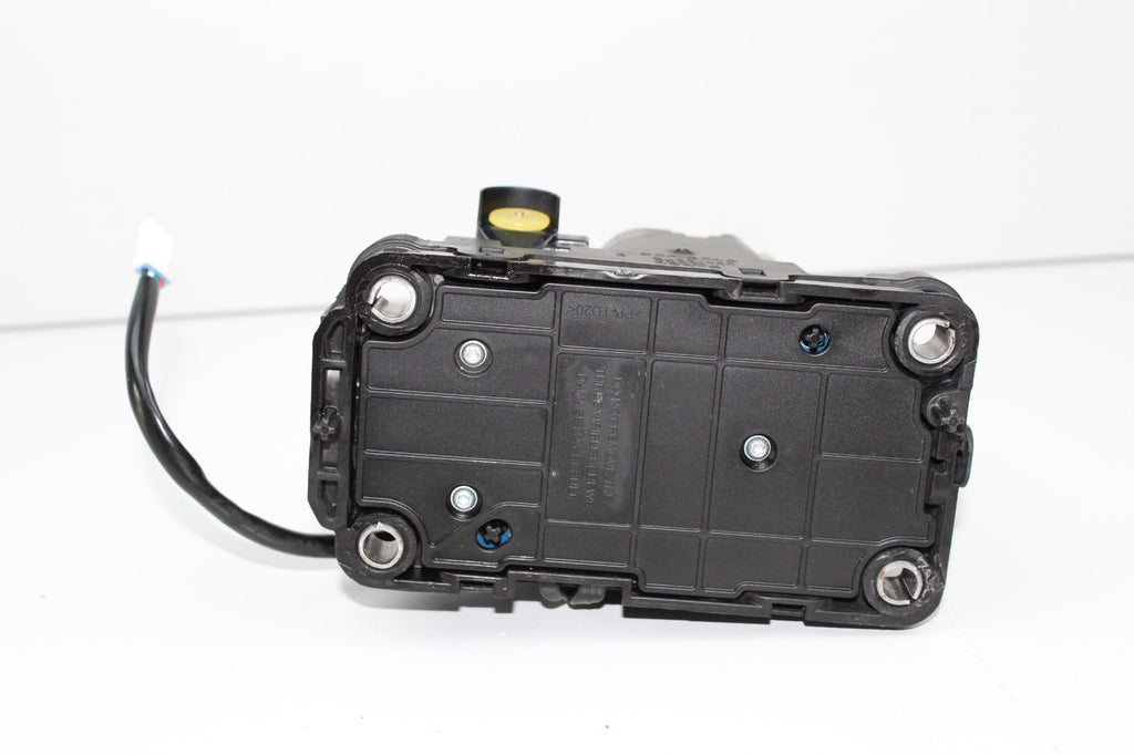 2015-23 DODGE CHALLANGER AUTOMATIC TRANSMITION SHIFTER OEM 68205233AH