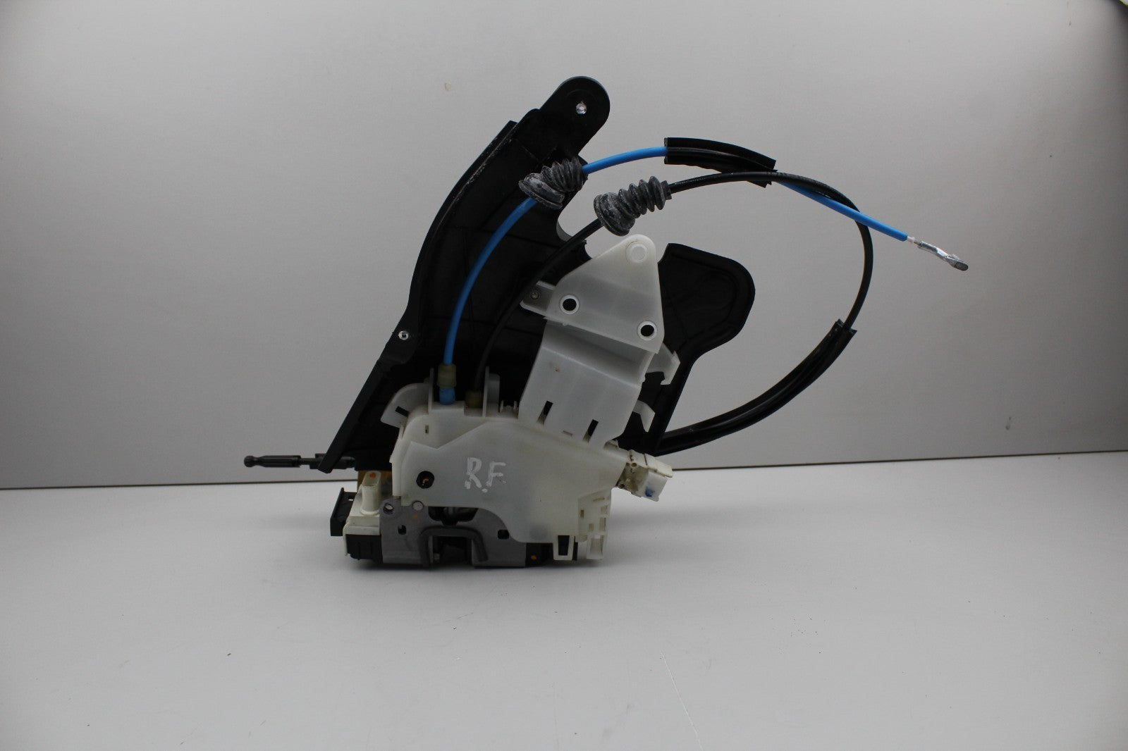 2008-14 MERCEDES BENZ E350 REAR LEFT DRIVER SIDE LOCK LATCH ACTUATOR A2127330308