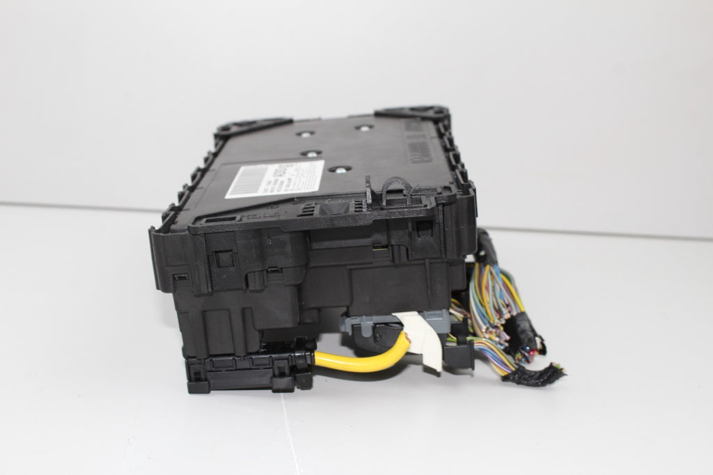 2017-2020 Lincoln MKZ Body Control Module BCM Interior Fuse Box OEM GU5T15604