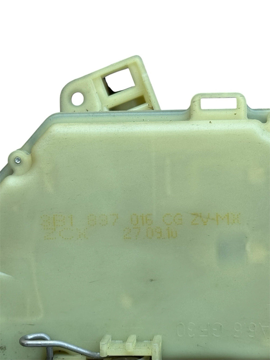 2010-2014 Volkswagen Jetta Front Right Door Lock  Actuator  OEM 3B1 837 016 CG