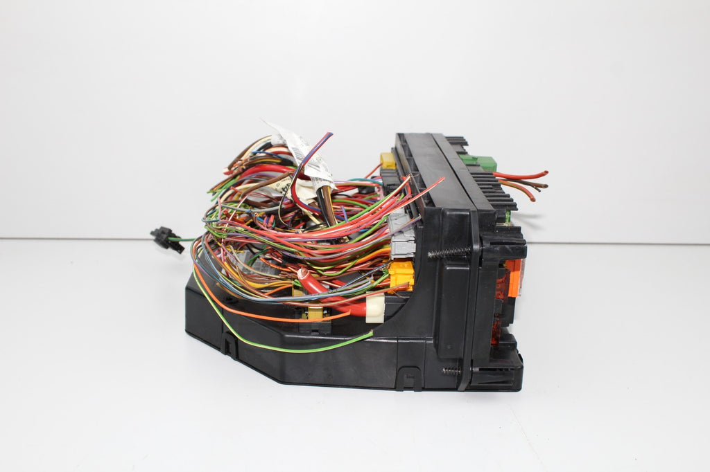 2010-16 MERCEDES E350 FRONT SAM FUSE BOX RELAY OEM A2129006012