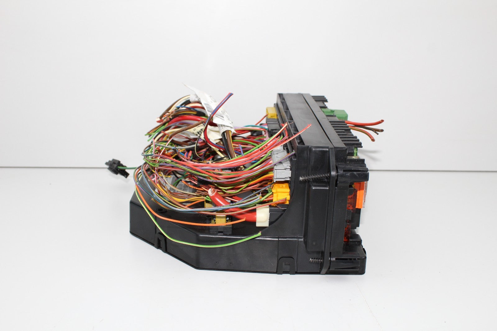 2010-16 MERCEDES E350 FRONT SAM FUSE BOX RELAY OEM A2129006012