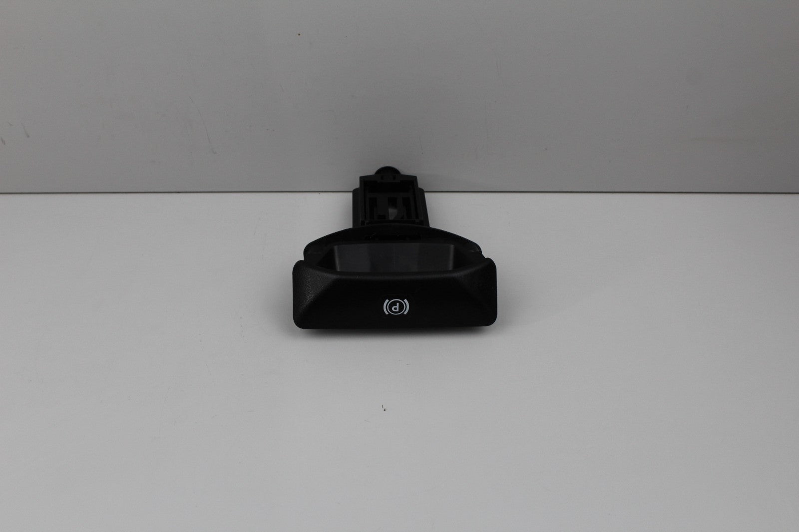 2010 -14 MERCEDES E350 PARKING RELEASE BRAKE SWITCH OEM A2044200177