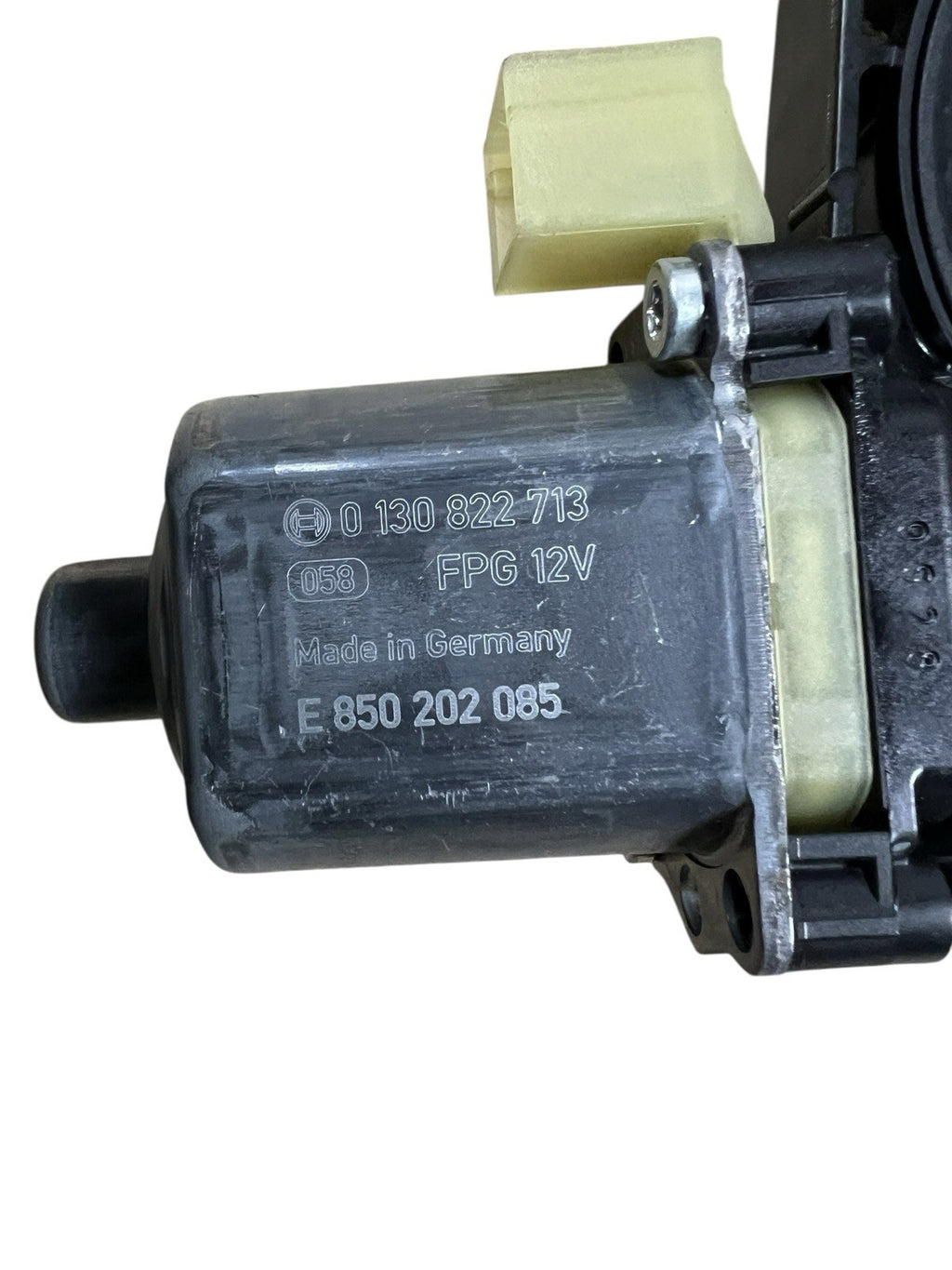 2015-2017 AUDI A3 REAR LEFT SIDE DOOR WINDOW REGULATOR MOTOR OEM 0130822713