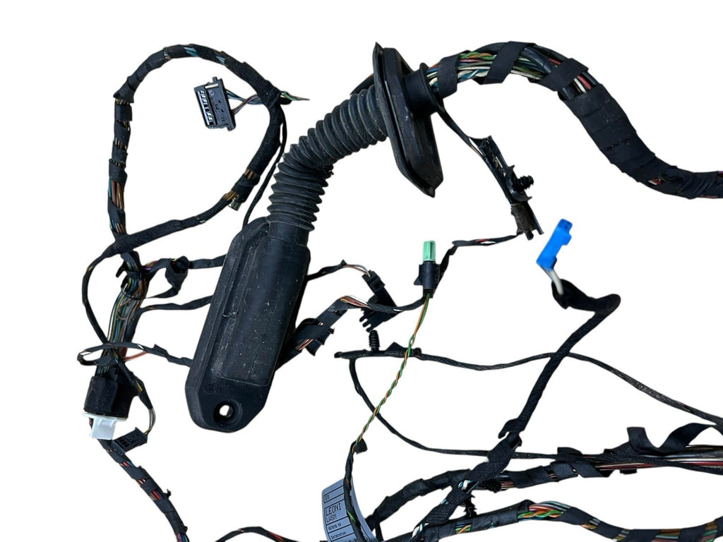 2007-2011 BMW X5 Rear Bumper Sensor Harness, Plug Connector OEM 15701510