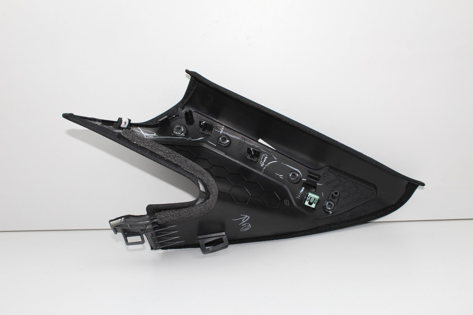17-20 LINCOLN MKZ REAR LEFT DRIVER SIDEC PILLAR WINDOW PANELTRIM OEM HP53F40351L