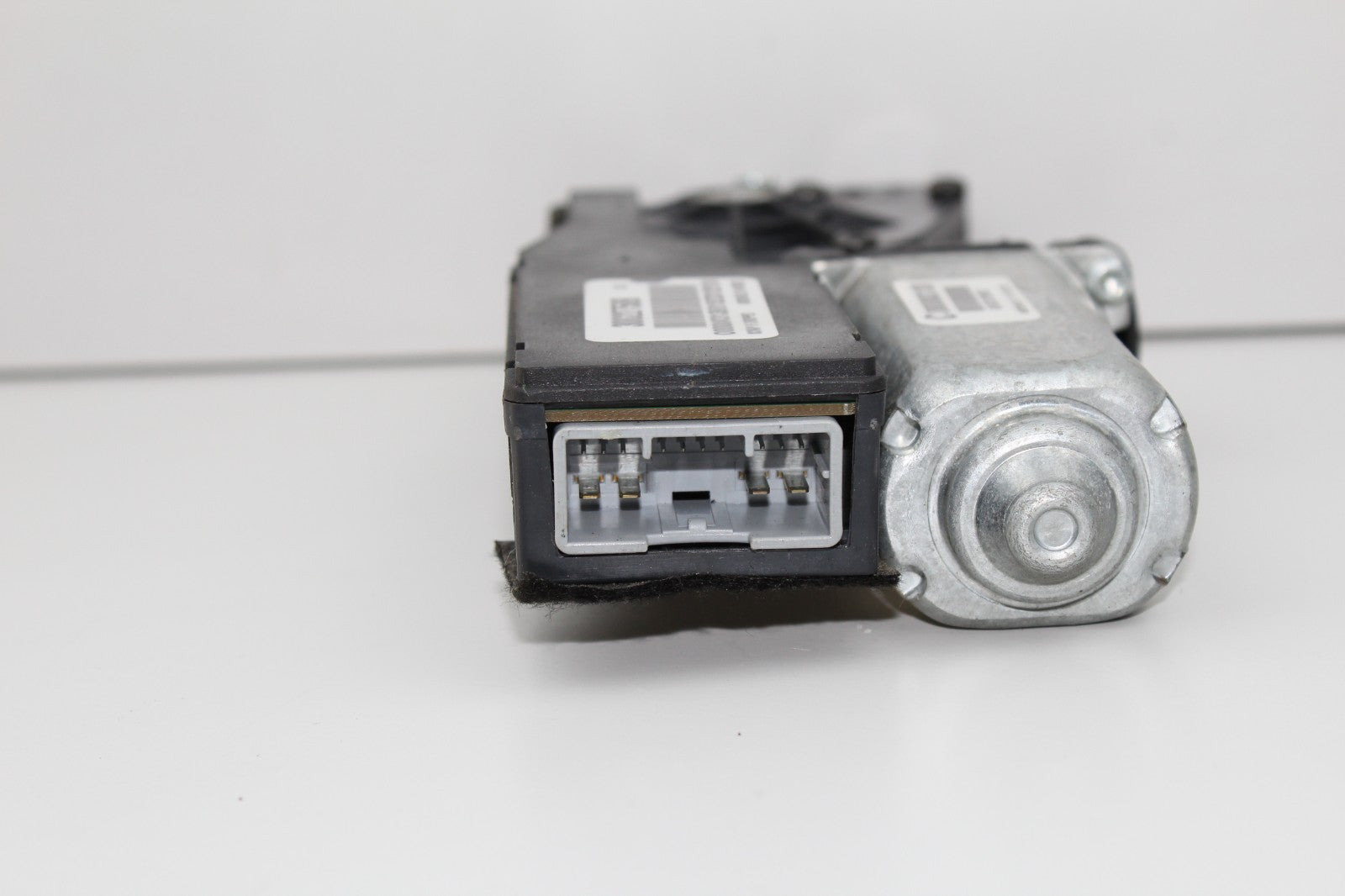 2015-2023 Dodge Challenger R/T Sun Roof Glass Motor OEM 30022758B