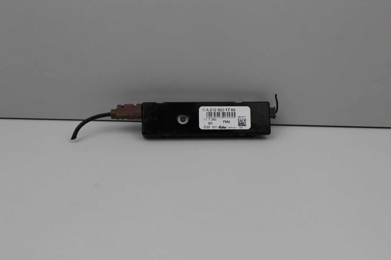 2010-16 MERCEDES E350 ANTENNA AMPLIFIER AMP MODULE RADIO OEM A2128201789