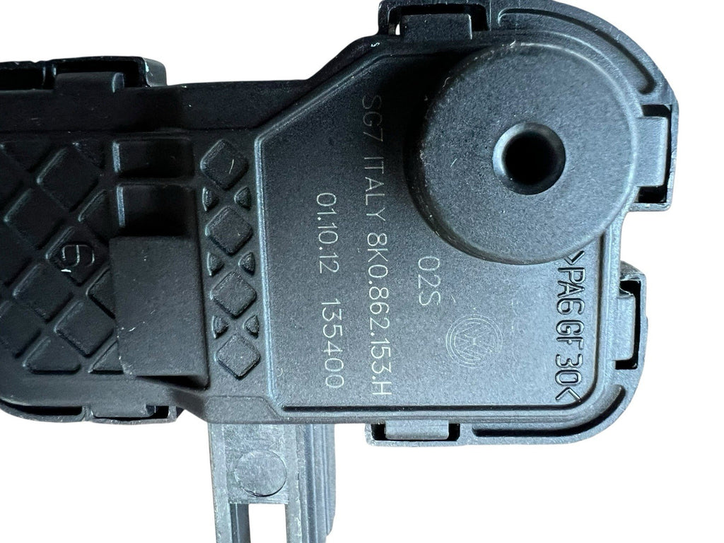 2009 - 2016 Audi A5 S5 Fuel Door Lock Release Actuator Motor 8K0862153H OEM
