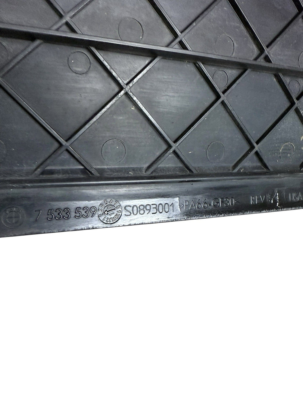 07-18 BMW X5 E70 Upper Radiator Carrier Cover 7533539 OEM