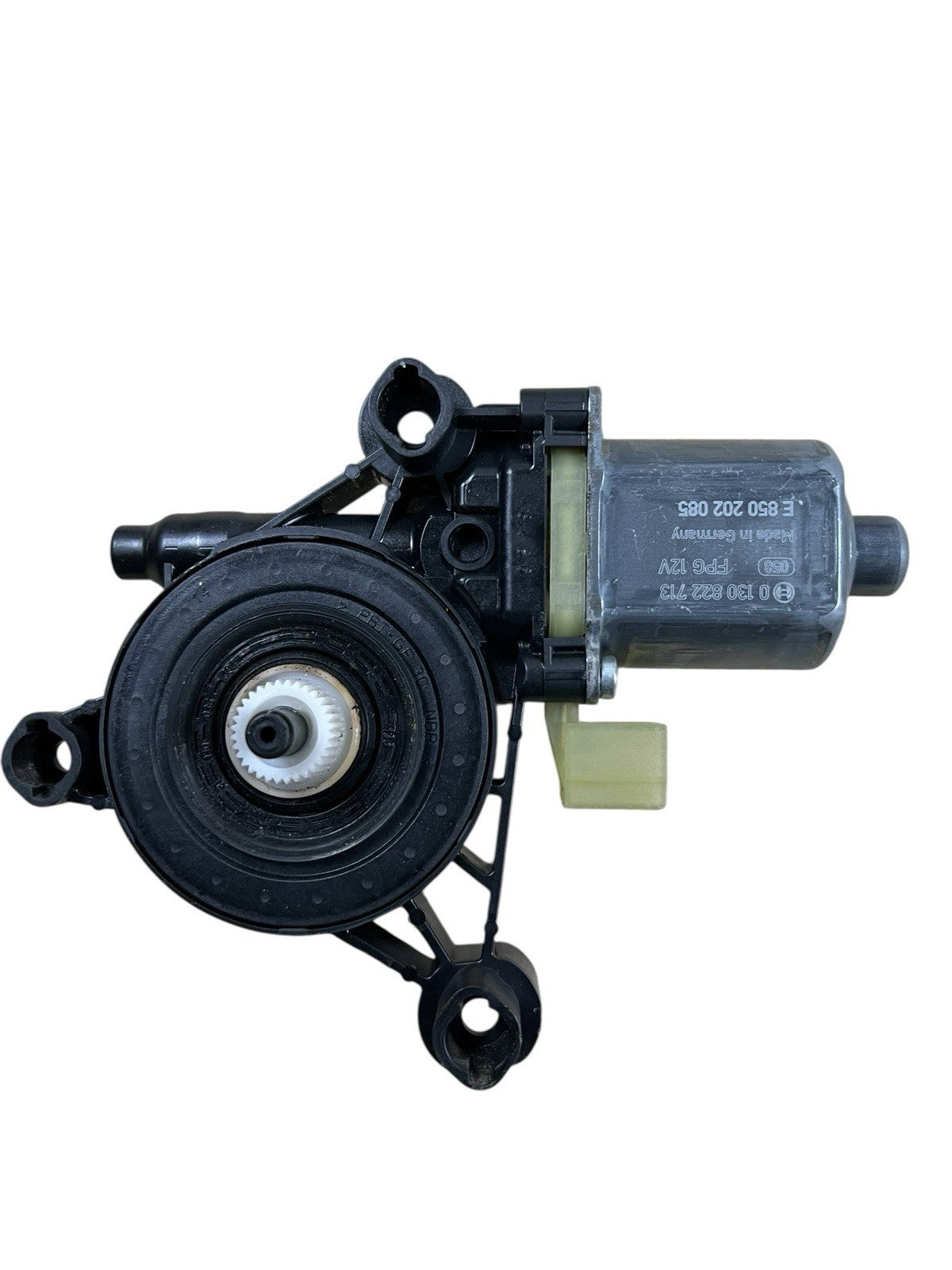 2015-2017 AUDI A3 REAR LEFT SIDE DOOR WINDOW REGULATOR MOTOR OEM 0130822713