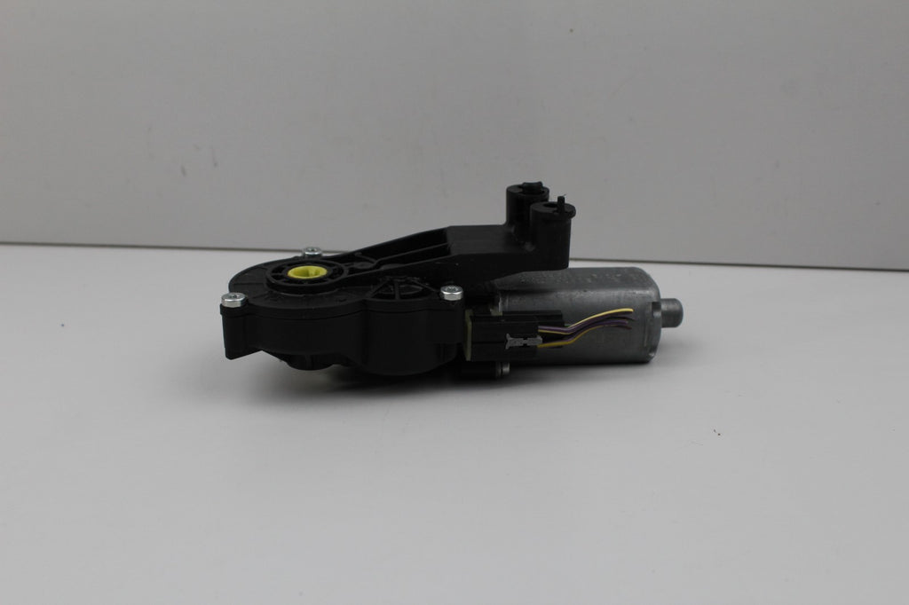 2010-16 MERCEDES E350 FRONT RIGHT SEAT ADJUST MOTOR OEM 0390203325