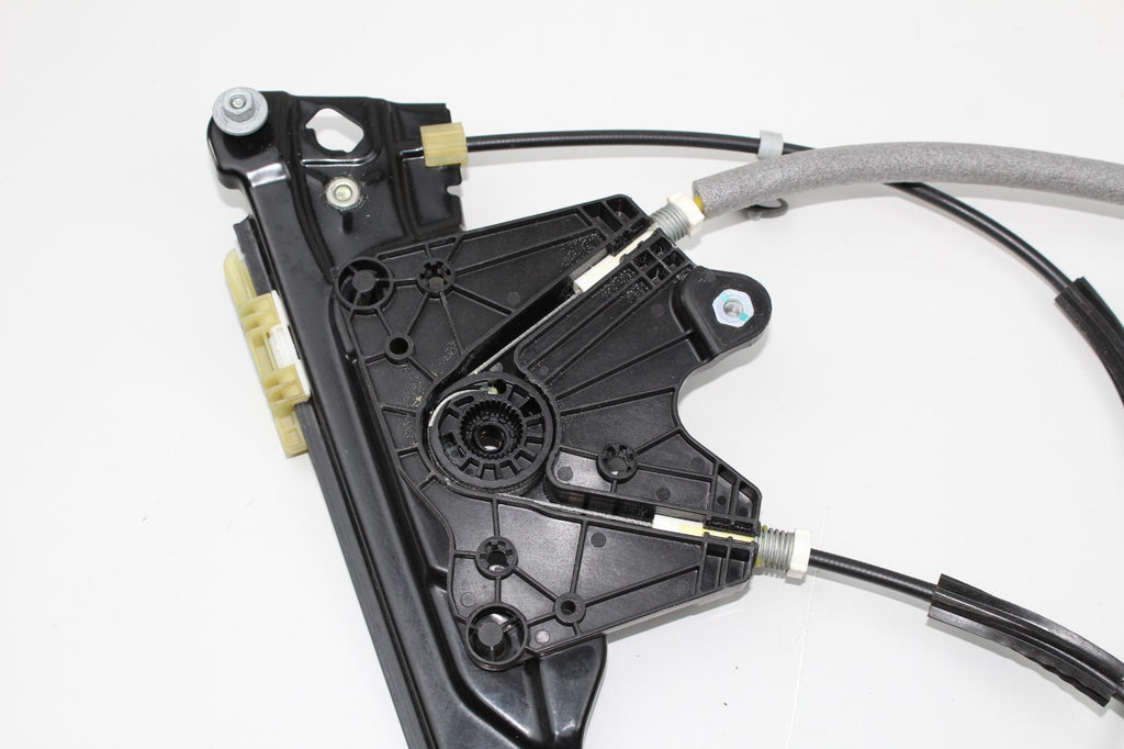 2014-18 FORD TAURUS FRONT RIGHT WINDOW REGULATOR WITH MOTOR OEM 00371B