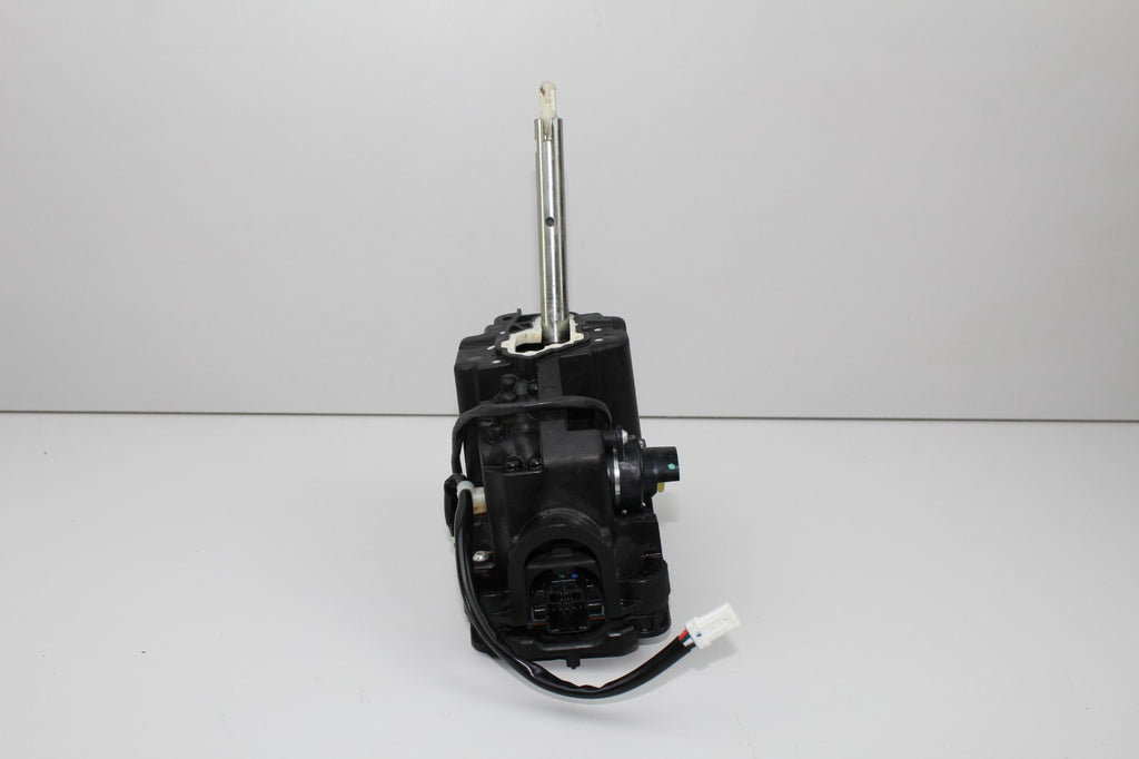2015-23 DODGE CHALLANGER AUTOMATIC TRANSMITION SHIFTER OEM 68205233AH
