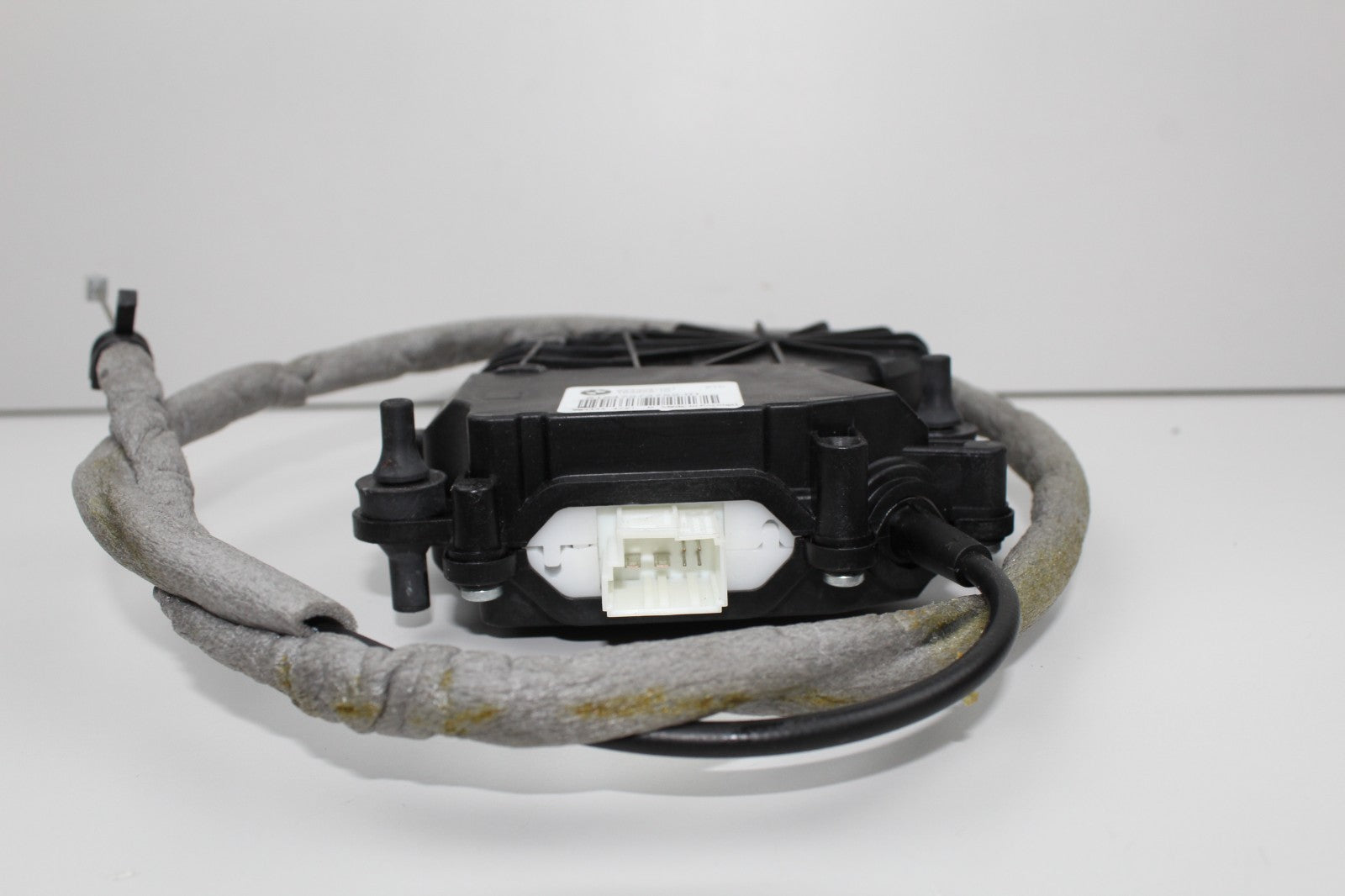 2011-16 BMW 528 XI POWER TRUNK LOCK LATCH AUCTUATOR OEM 5124727375201
