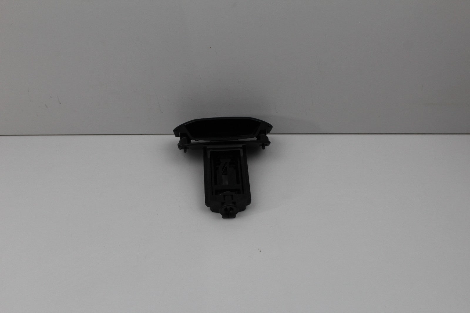 2010 -14 MERCEDES E350 PARKING RELEASE BRAKE SWITCH OEM A2044200177