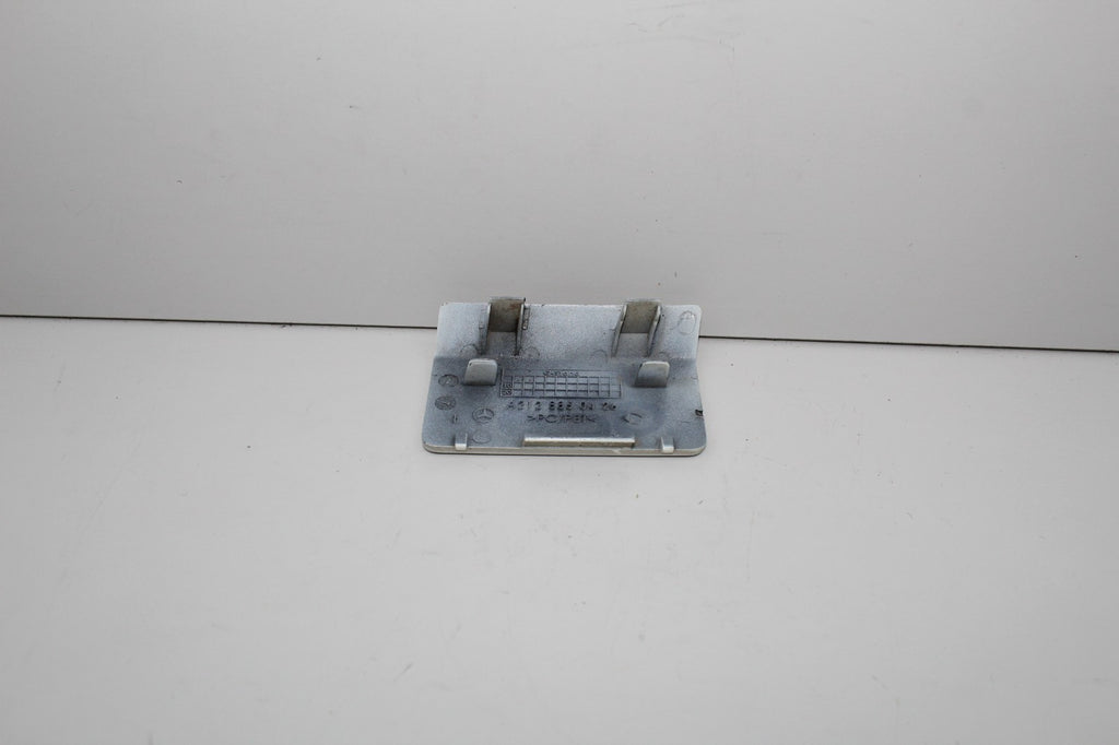 2010-13 MERCEDES E-CLASS REAR BUMPER TOW HOOK CAP OEM A2128850426