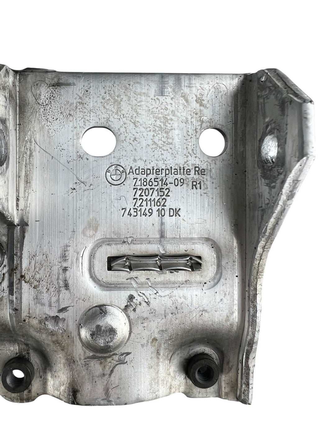 2011-2015 BMW 528  Front Right  Side Reinforcement Support Bracket OEM 71588706