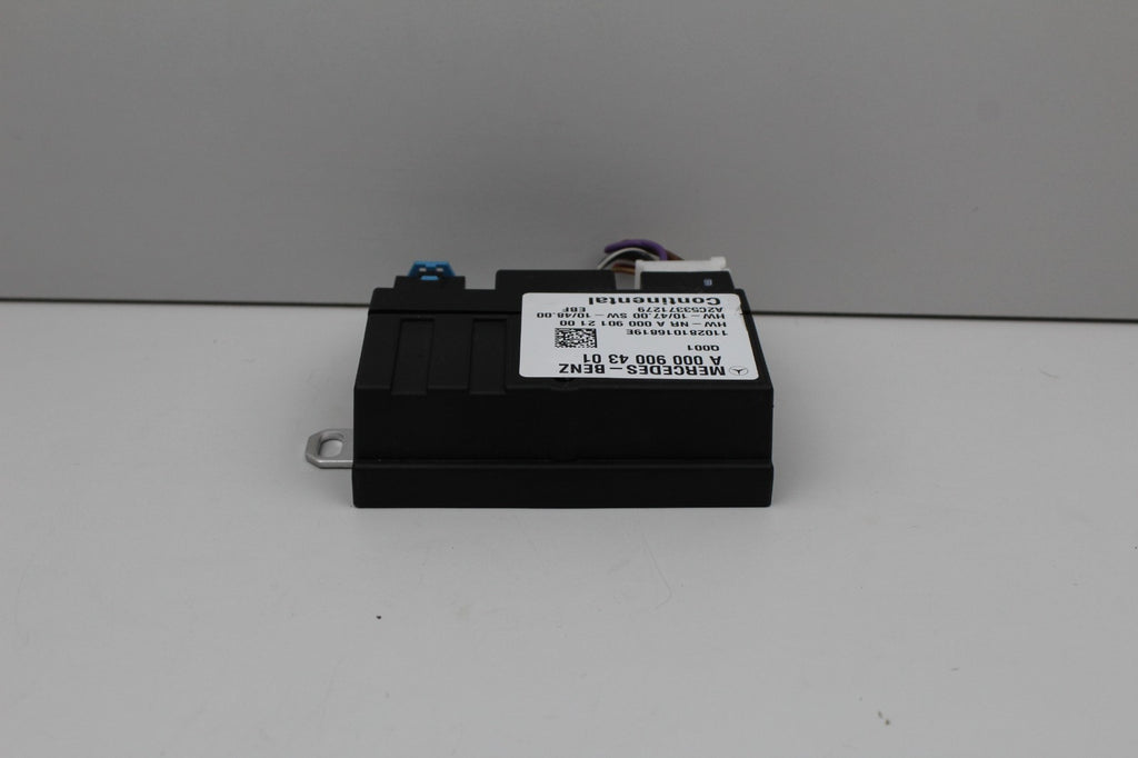 2010-2016 MERCEDES E350 W212 FUEL PUMP CONTROL MODULE A0009004301 OEM