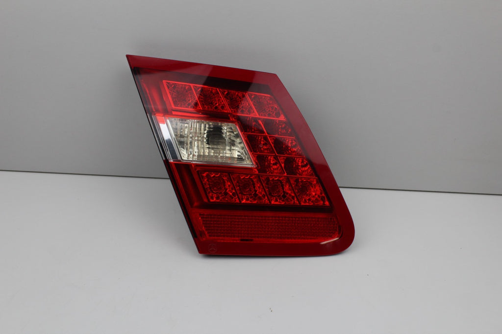 2010-2013 MERCEDES W212 E350 REAR LEFT DRIVER SIDE INNER TAIL LIGHT LAMP OEM