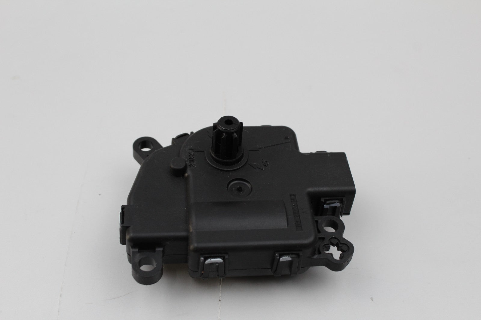 2017-2020 LINCOLN MKZ Defrost Mode Door Actuator-Mode OEM GS7H19E616CA
