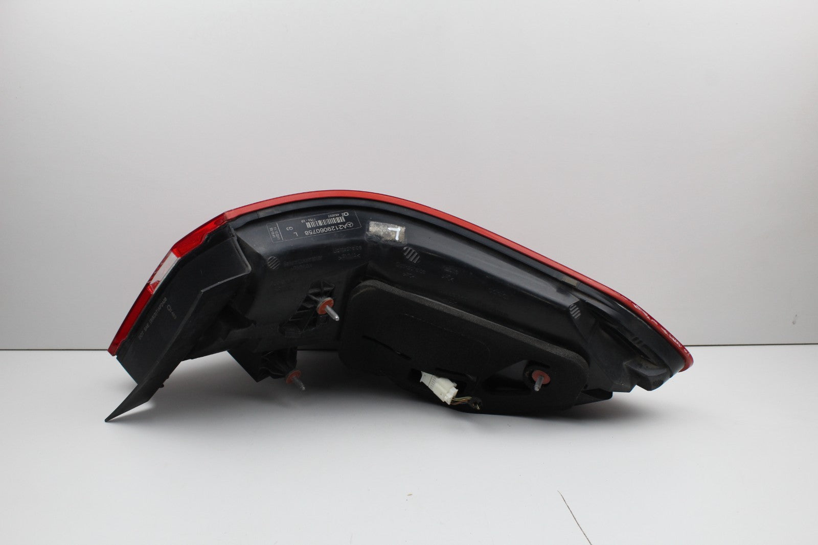 2010-2013 Mercedes W212 E350 E550 Left DRIVER LED Tail Light OEM A2129060758