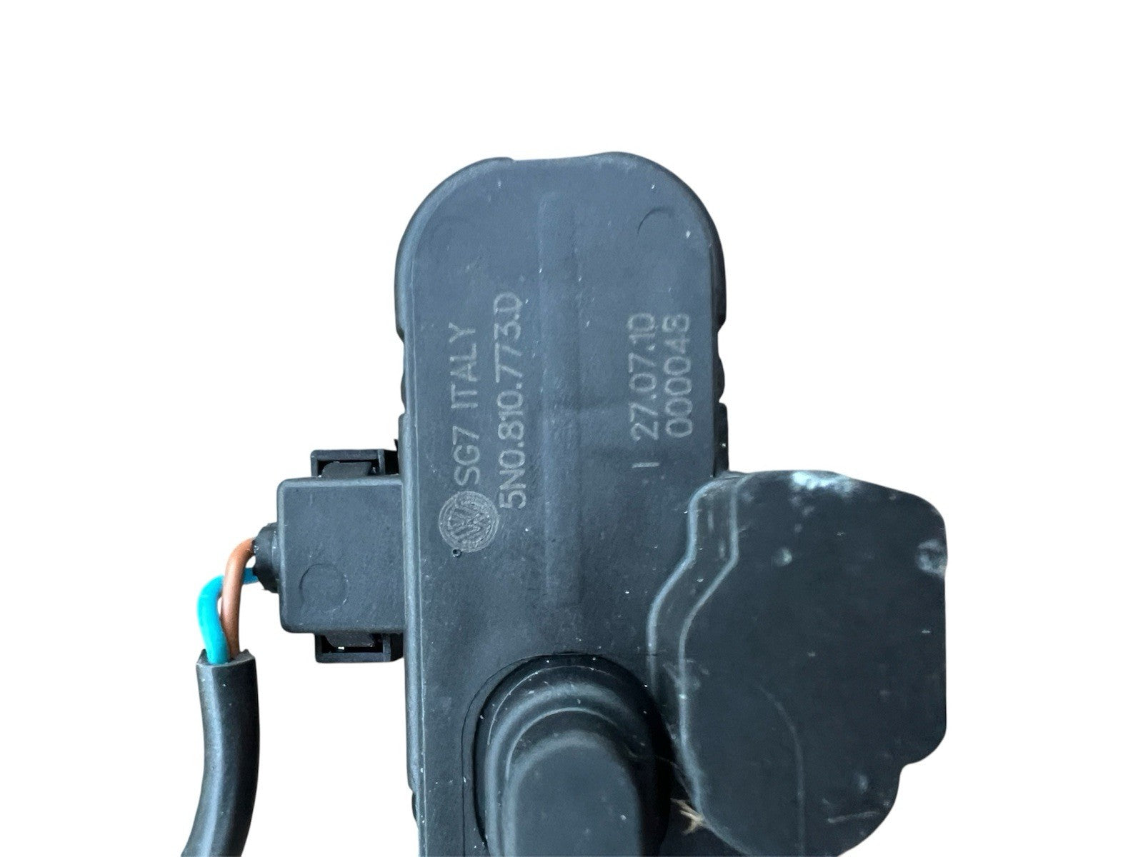 2010-2014 Volkswagen Jetta, TDI Fuel Door Release OEM￼5N0.810.773.D