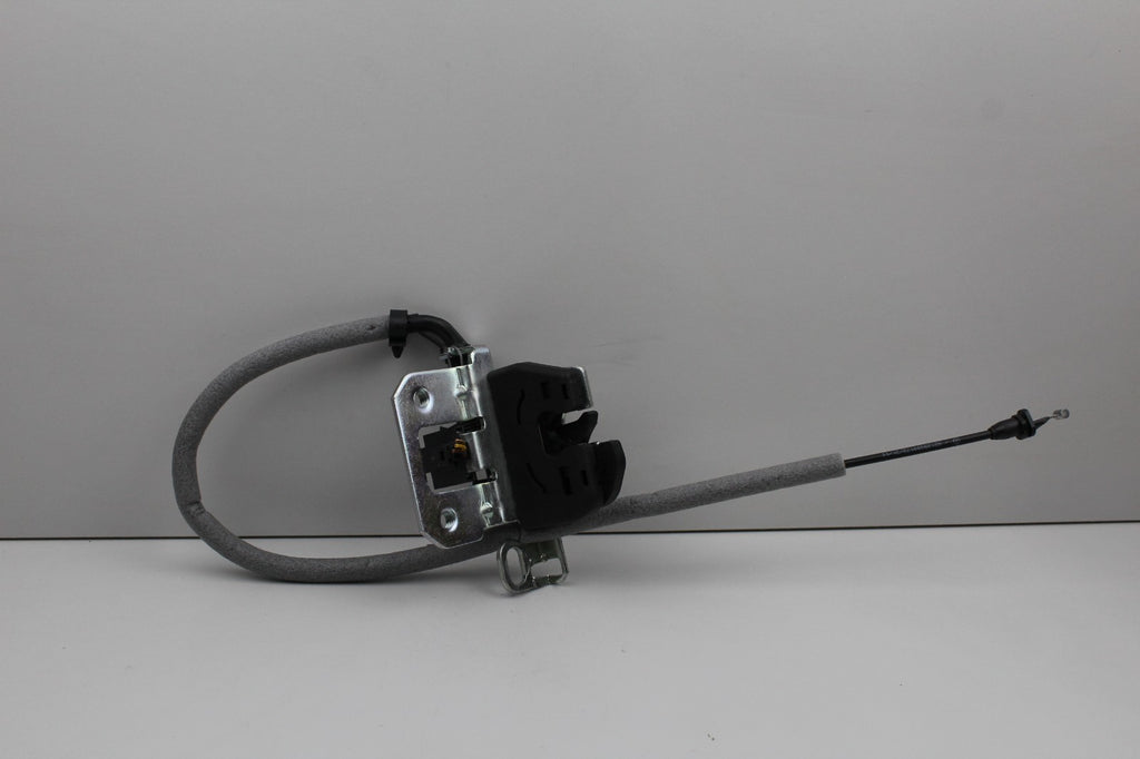 2014-16 MERCEDES E350 REAR TRUNK LID LATCH LOCK OEM 