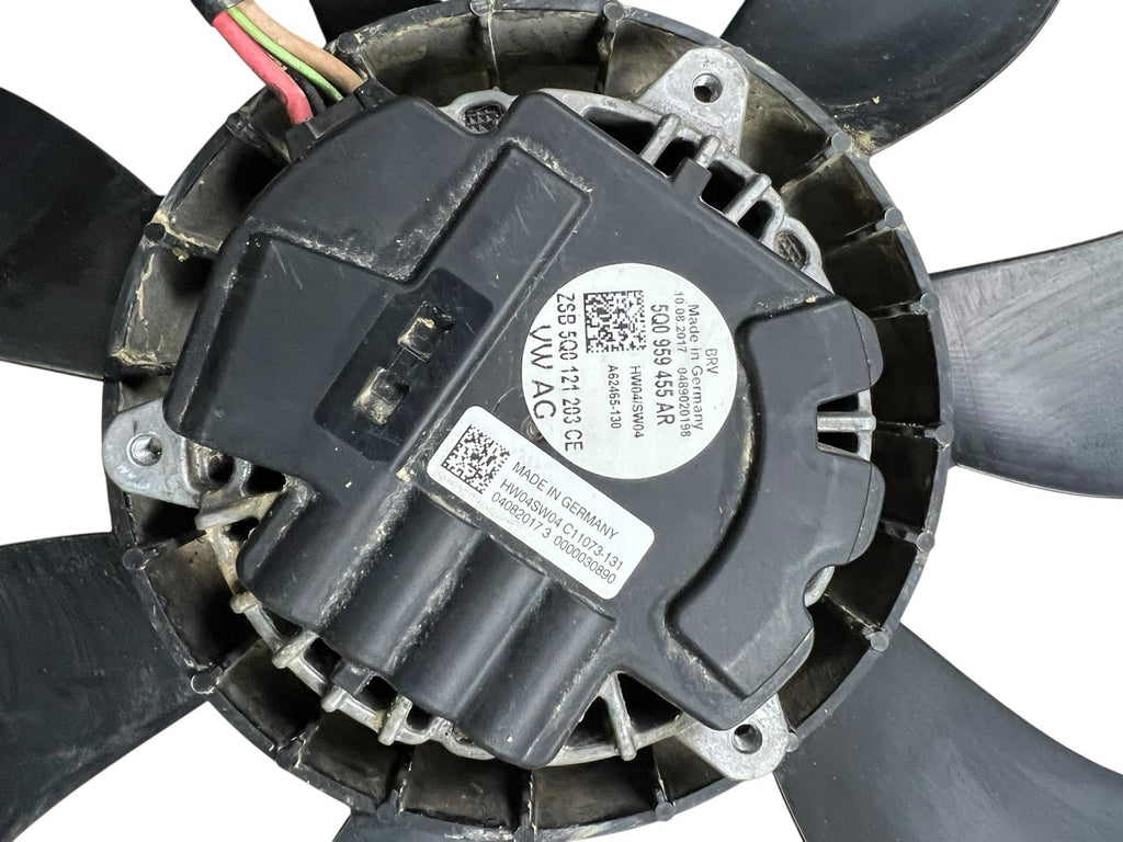 2017-20  AUDI A3 RADIATOR COOLING FAN OEM 5Q0959455AR