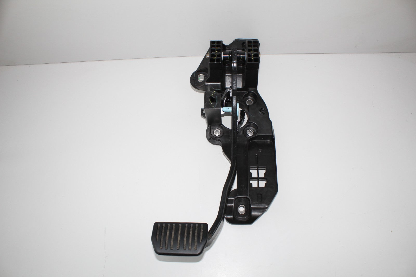 2017-20 LINCOLN MKZ BREAK PEDAL WITH BRACKET ASSEMBLY OEM FG9C9F856EAD