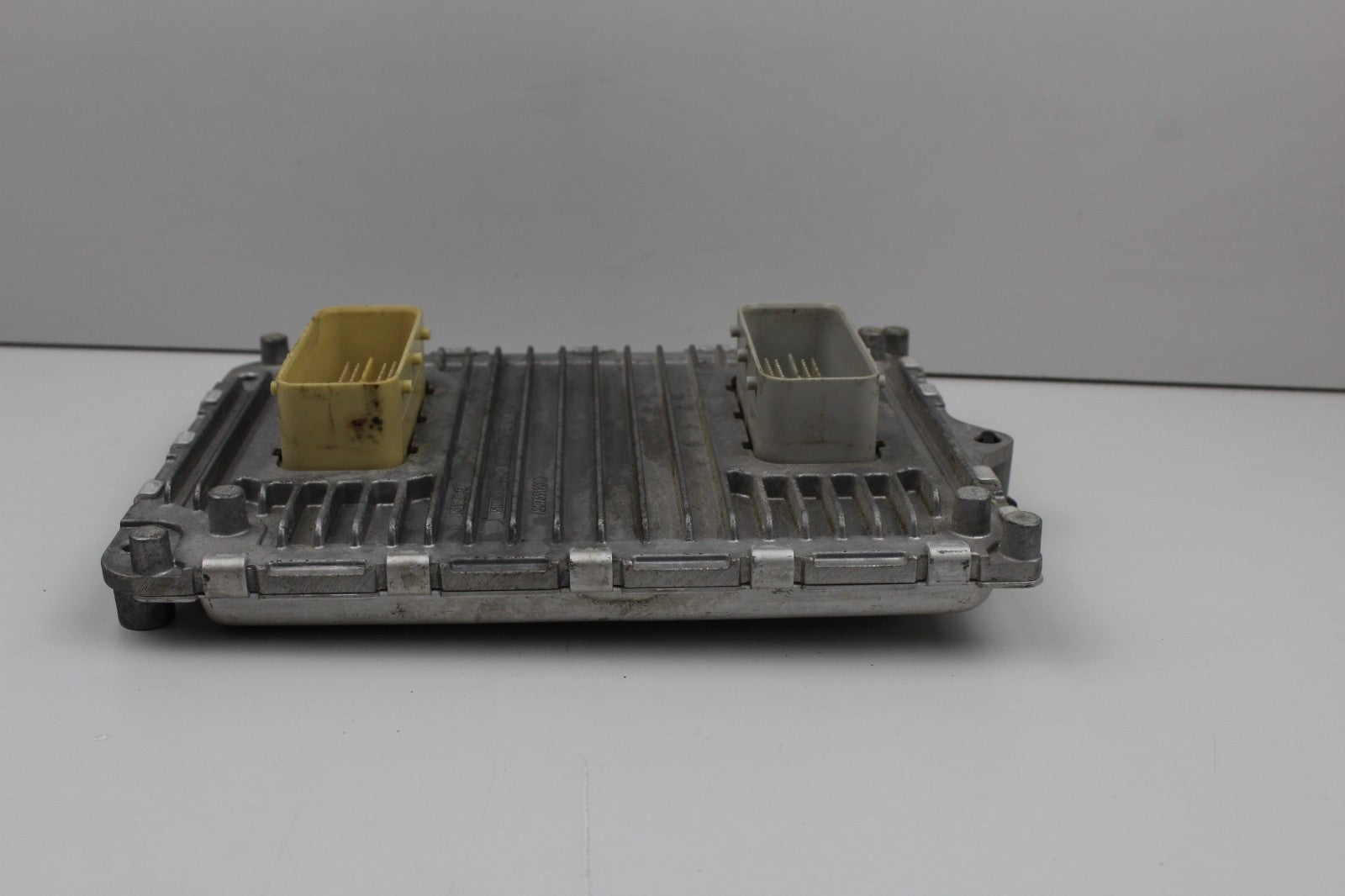 2015 DODGE CHALLENGER ENGINE COMPUTER MODULE ECM OEM P05150869AD