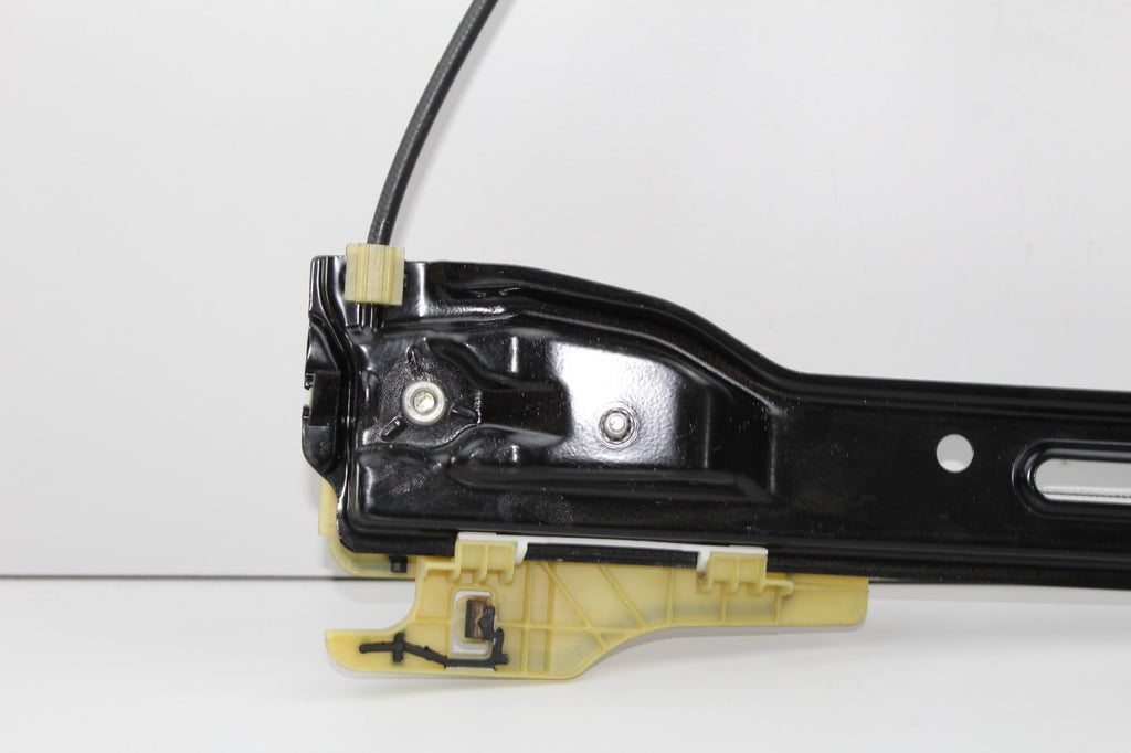 2013-20 FORD TAURUS REAR LEFT WINDOW REGULATOR WITH MOTOR OEM 003719103