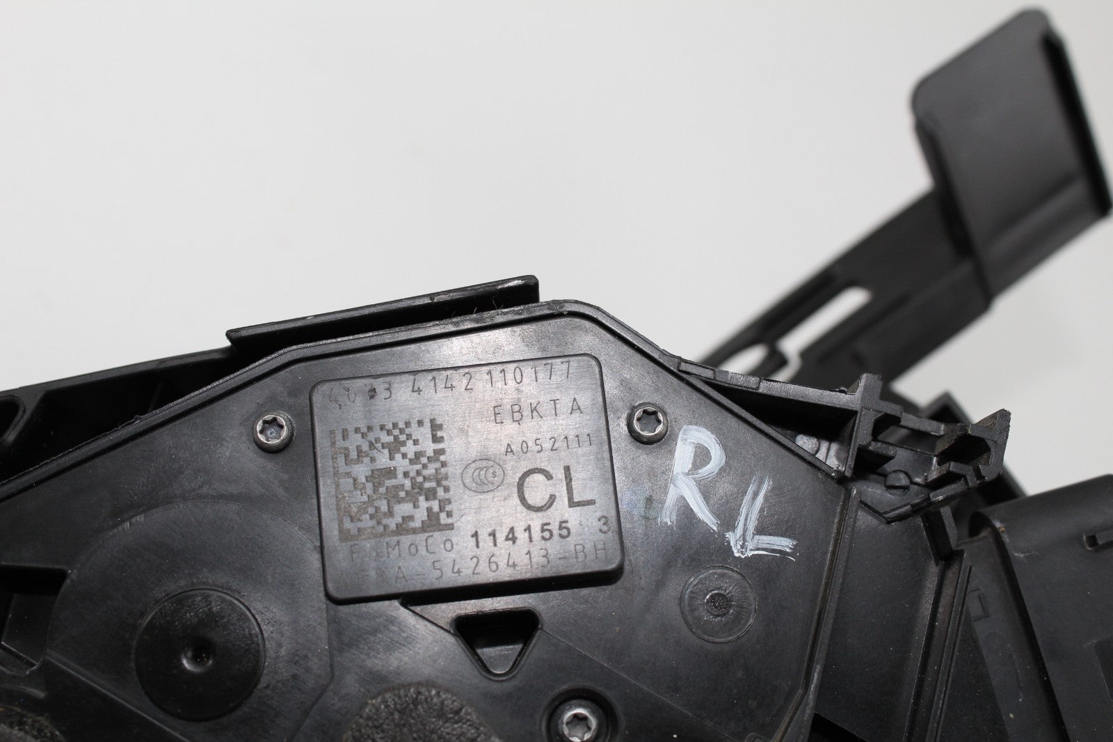 2013-20 LINCOLN MKZ REAR LEFT DOOR LOCK LATCH AUCTUATOR OEM A5426413BH
