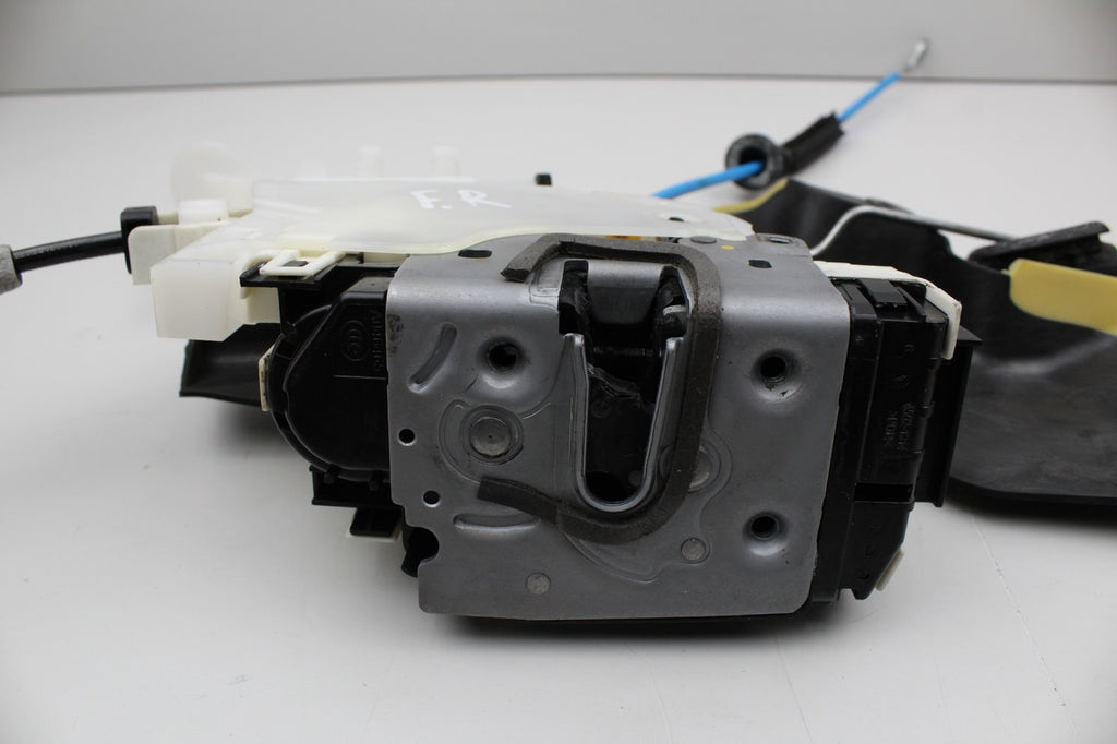 2010-16 MERCEDES E350 FRONT RIGHT DOOR LOCK LATCH ACTUATOR OEM A2127230408