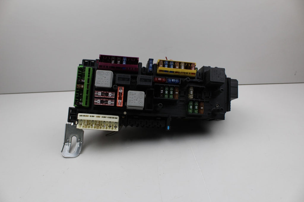 2010-13 MERCEDES E350 REAR FUSE SAM RELAY FUSE BOX OEM 5DK00962059