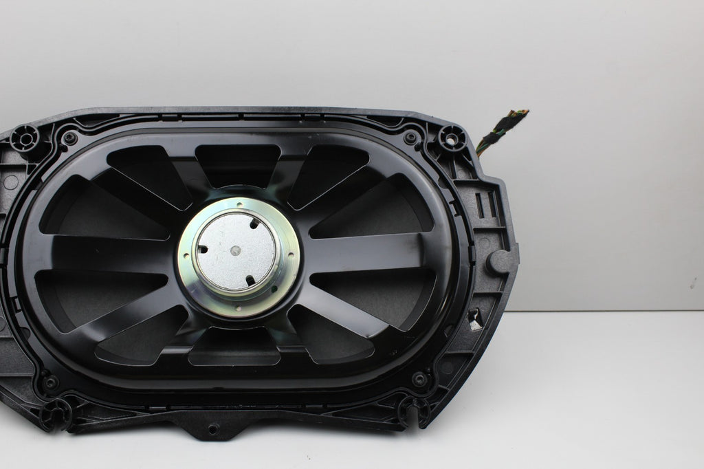 2010-14 MERCEDES SDUBWOOFER SUB WOOFER SPEAKER OEM A2128202302