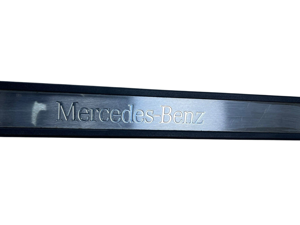 Mercedes Benz E class Front Right Door Still Trim OEM  A2116801415