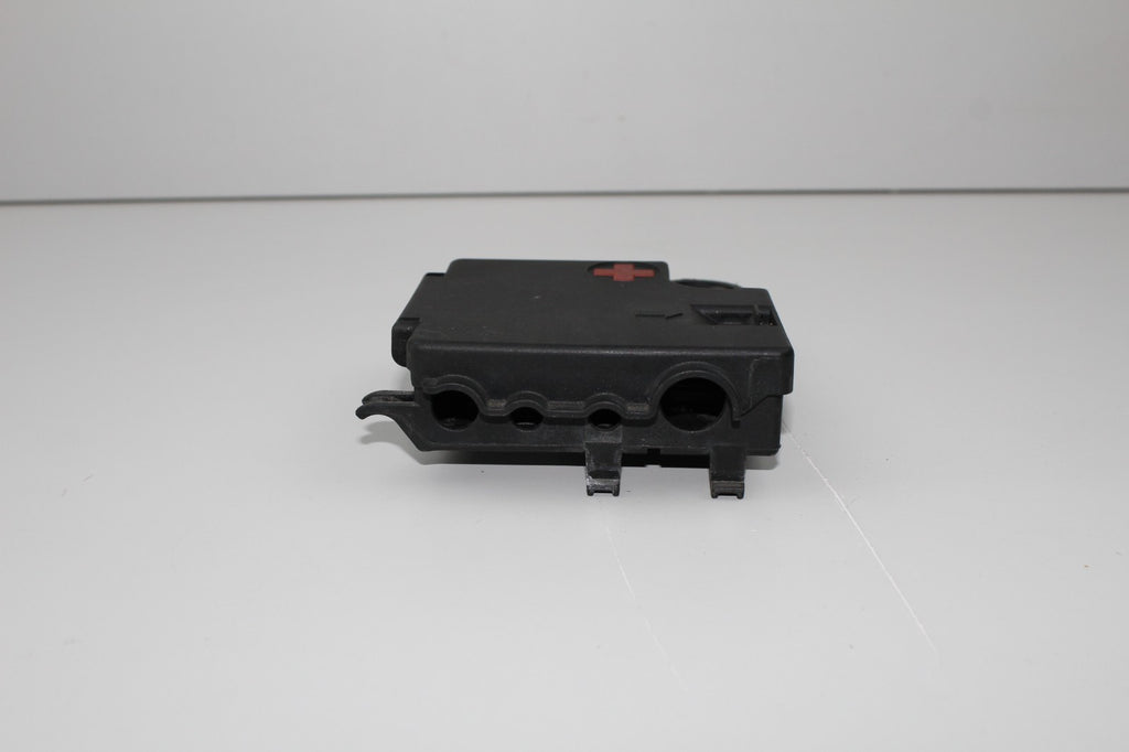 2009-12 AUDI A4 BATTERY JUNCTION BOX OEM 8K0937517A