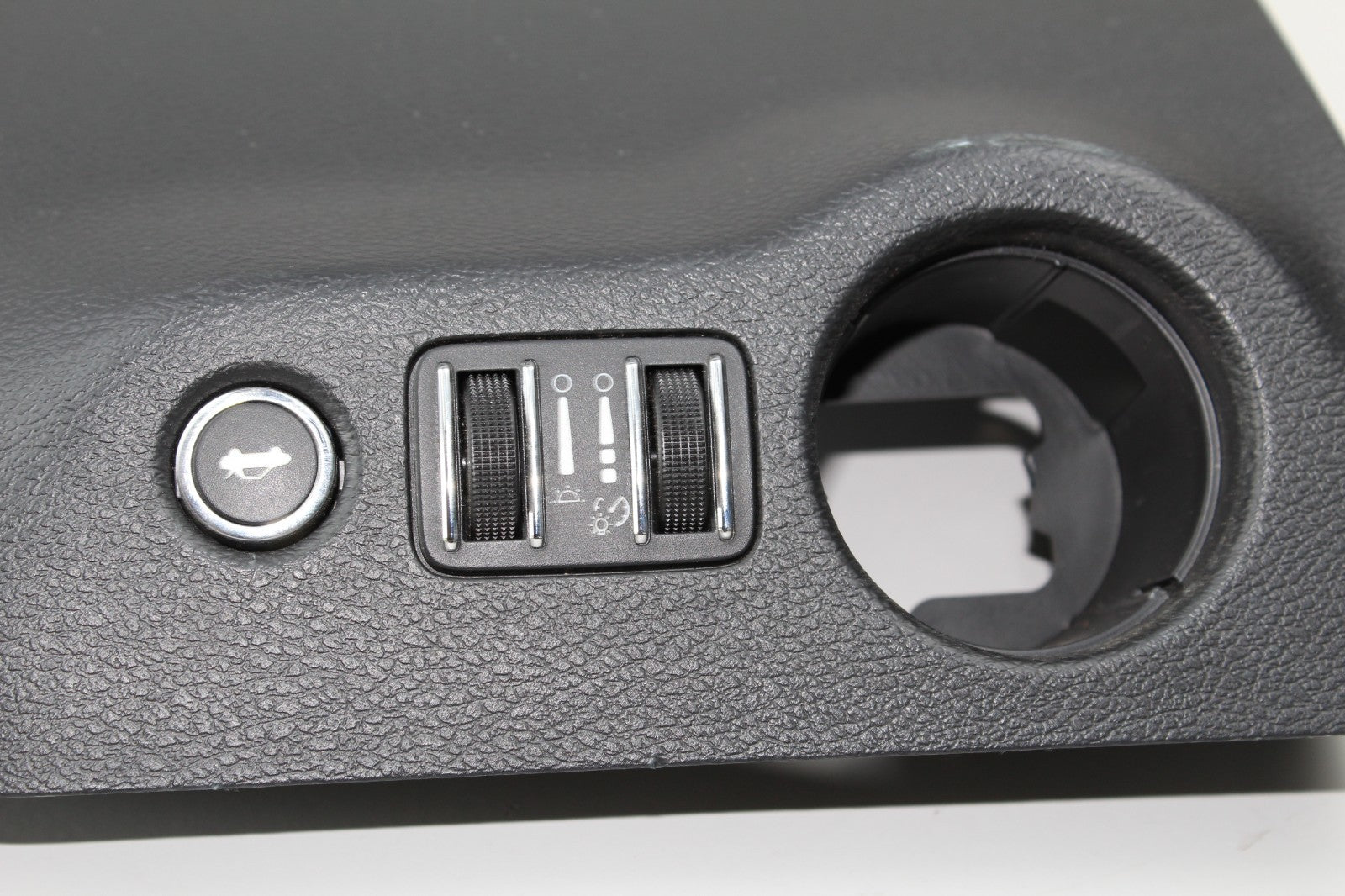 2015-18 DODGE CHALLANGER DASH LOWER STEERING COLUM TRIM PANEL OEM S5LA16DX9AC