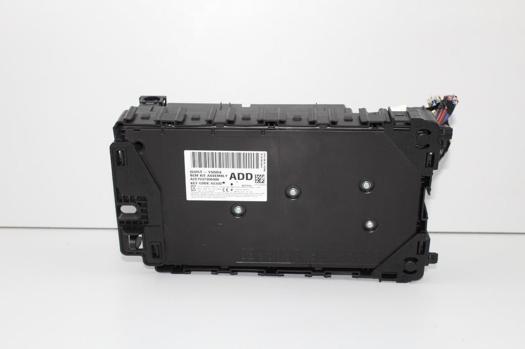 2017-2020 Lincoln MKZ Body Control Module BCM Interior Fuse Box OEM GU5T15604