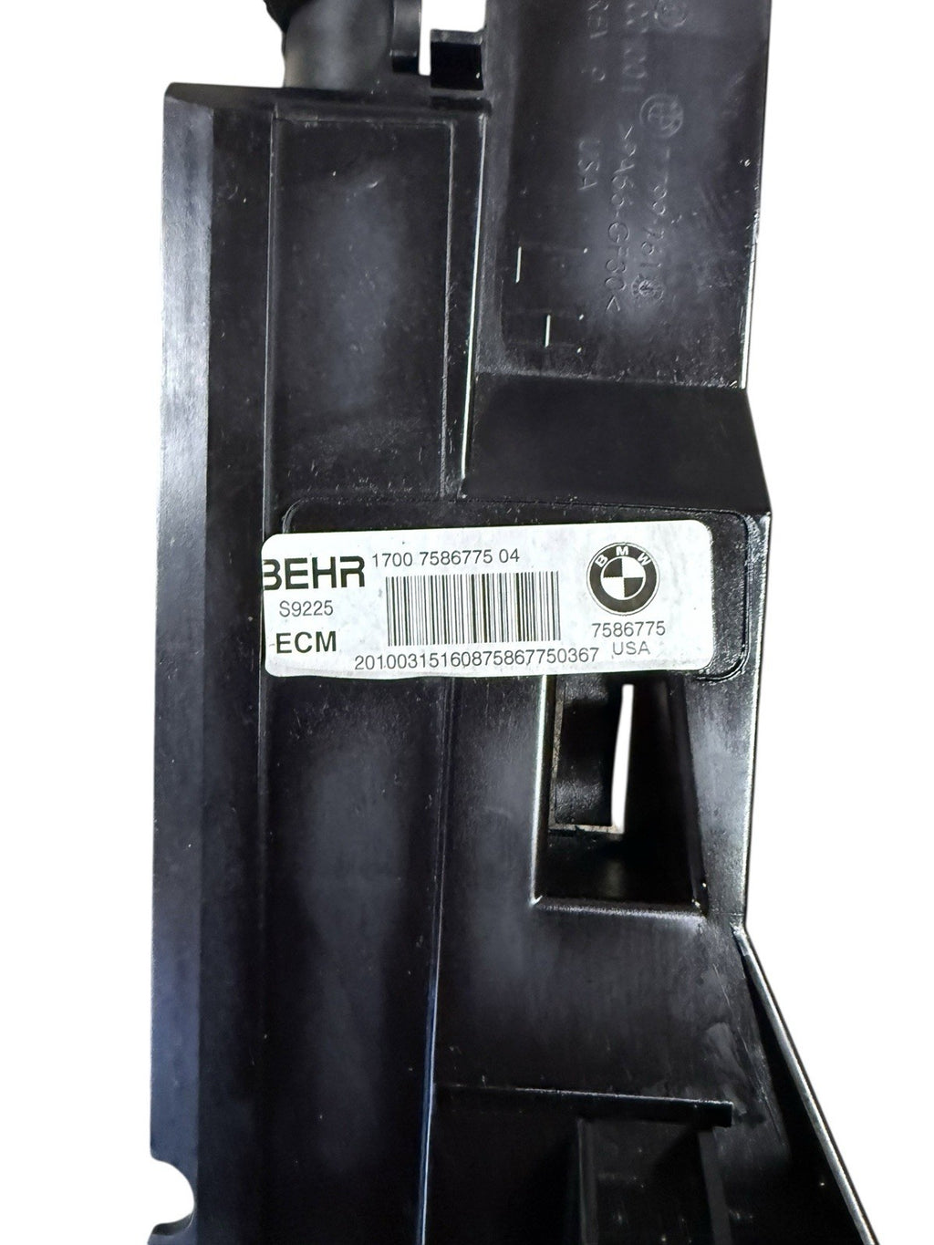 2009-2018 BMW X5 - LEFT Radiator Module Carrier / Cover OEM  7799761