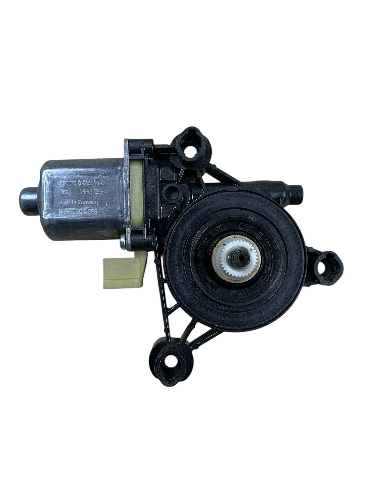 2015-2024 AUDI A3 REAR RIGHT SIDE DOOR WINDOW REGULATOR MOTOR OEM 0130822712