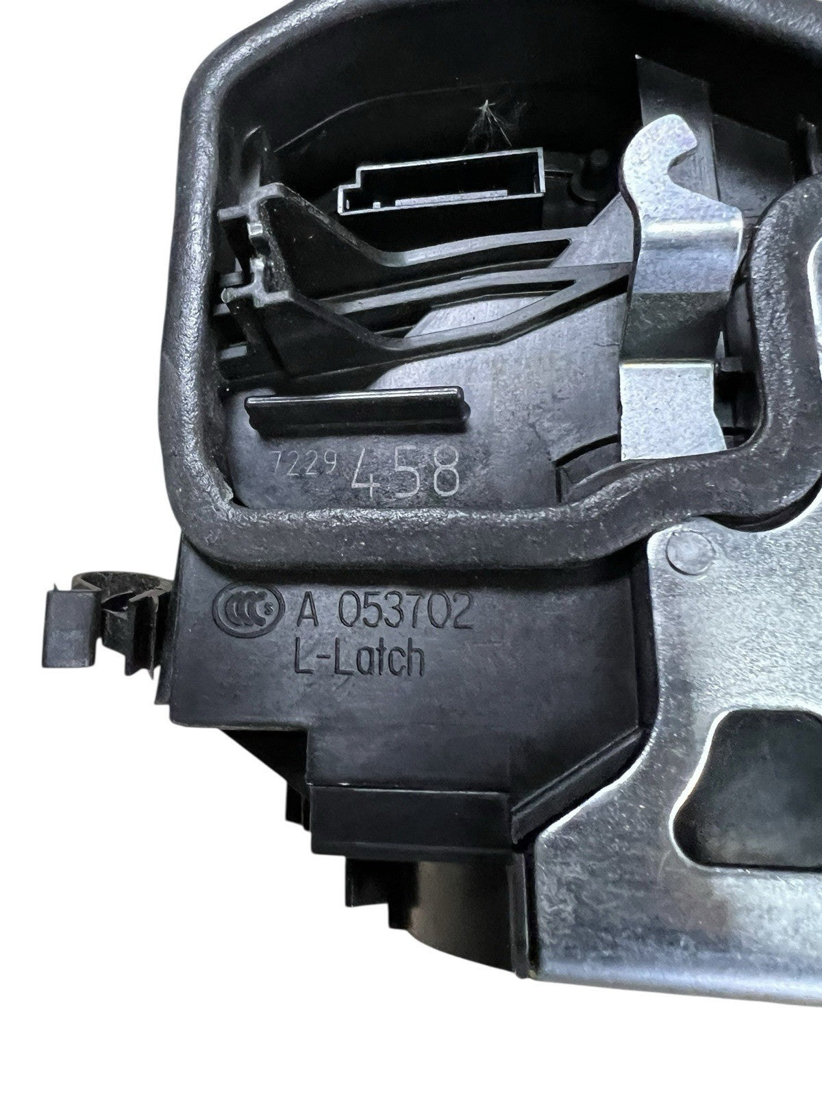 2007-2013 BMW X5 Front Right side  Door Lock Latch Actuator 7229458 OEM