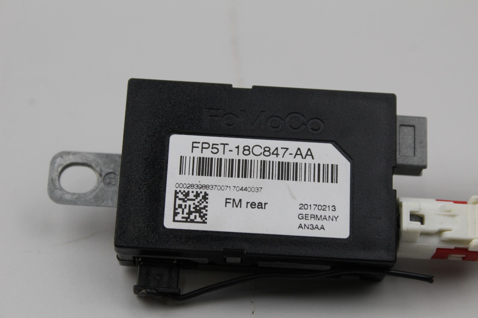 2017-20 LINCOLN MKZ REAR RADIO ANTENNA AMP AMLIFIER MODULE OEM FP5T18C847AA