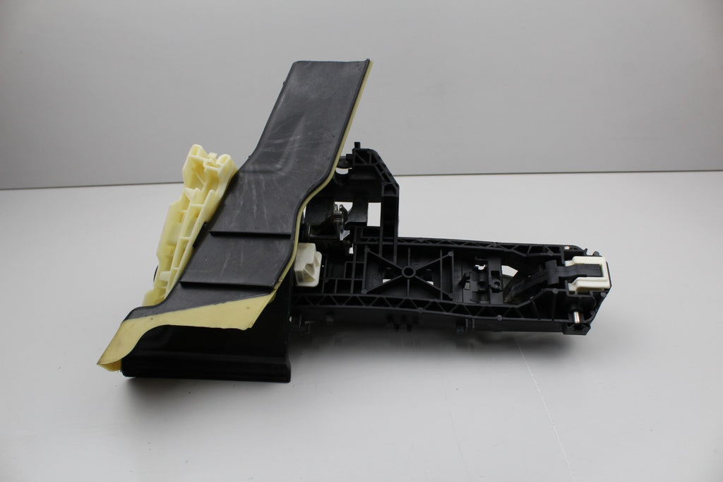  2014-2017 MERCEDES E350 REAR RIGHT EXTERIOR DOOR HANDEL OEM  