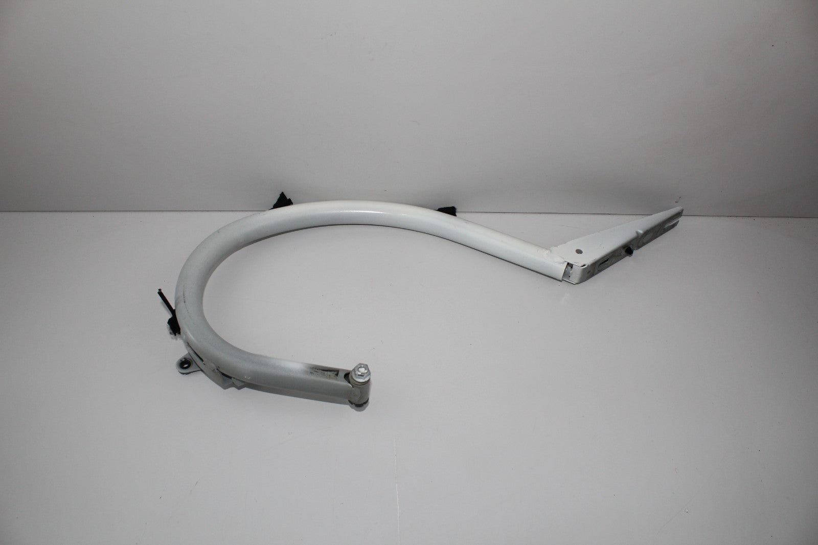 2012 MERCEDES E350 REAR LEFT TRUNK HINDLE OEM A2127500328